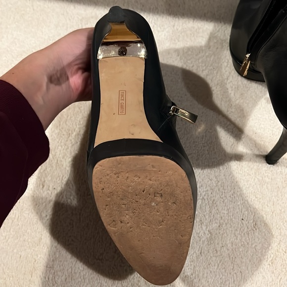 Vince Camuto- Black Gold Leather Dira Ankle Bootie Platform Stiletto - Picture 6 of 8